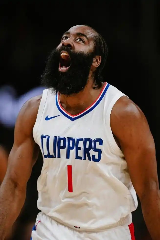 立陶宛男篮碾压凯尔特人,哈登惊艳世界的简单介绍 立陶宛男篮碾压凯尔特人,哈登惊艳世界的简单介绍