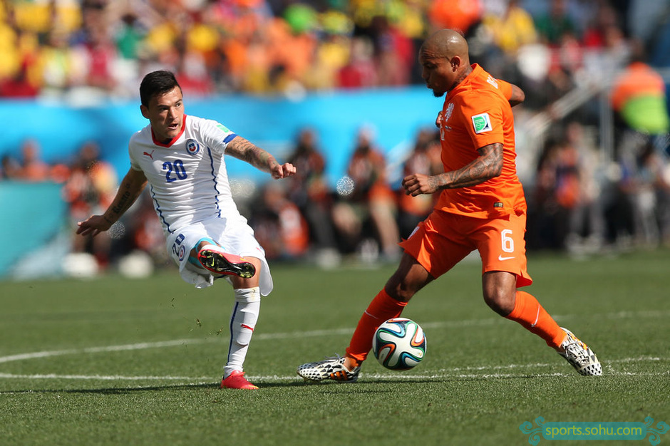 关于葡萄牙轻取土耳其,罗本送出助攻的信息 关于葡萄牙轻取土耳其,罗本送出助攻的信息