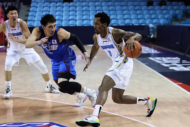 南特新援进球助攻，融入球队变得更加顺利