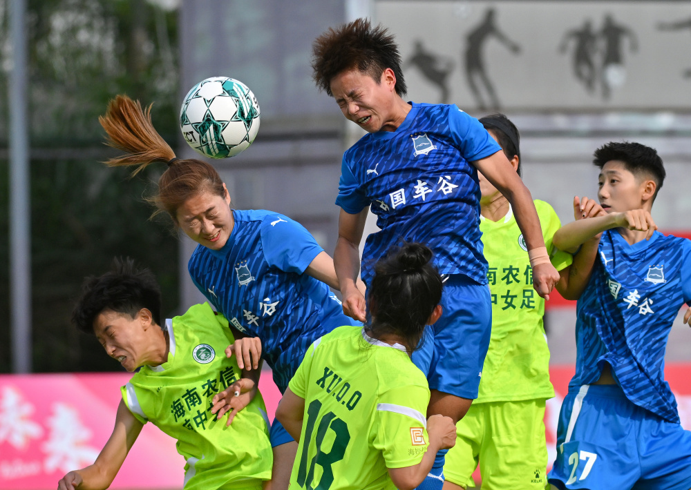 国际足球赛事中，女子联赛展露实力的简单介绍