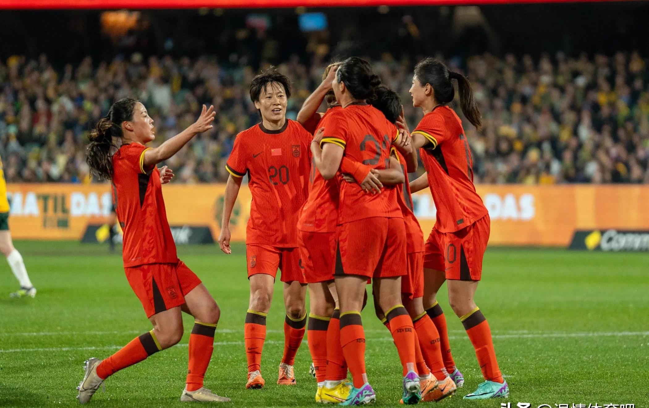 阿尔巴尼亚女足完胜对手,晋级下一轮 阿尔巴尼亚女足完胜对手,晋级下一轮