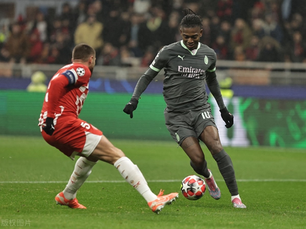 包含赫罗纳客场惨败，陷入保级泥潭的词条