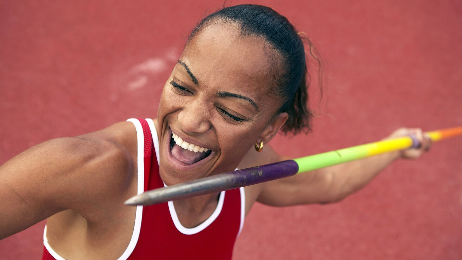 范戴克，在希腊与西班牙的史诗对决中，他如何用沉默与坚韧证明唯一性